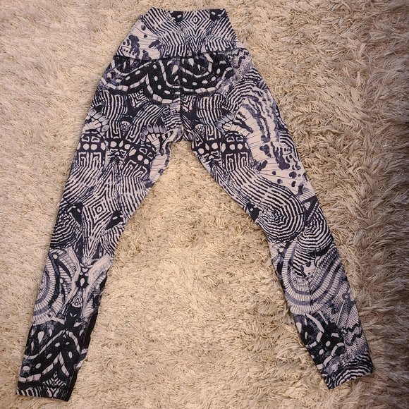 Lululemon Highest Times Pant size 4 - Picture 4 of 5